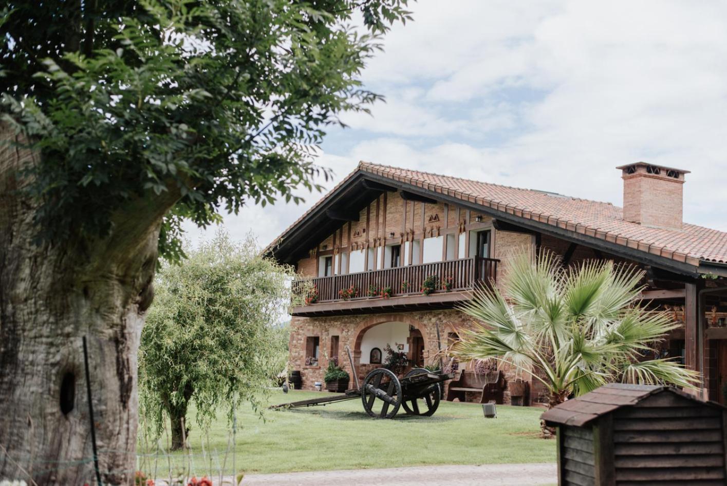 Lezamakoetxe Guest House Sopuerta Екстериор снимка